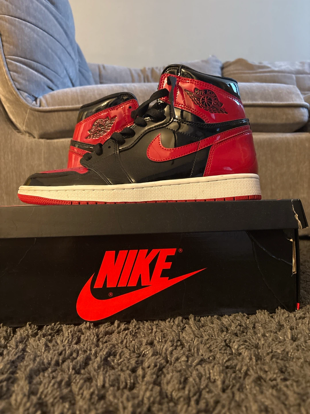 Nike Air Jordan 1 Retro High OG Black/Varsity Red