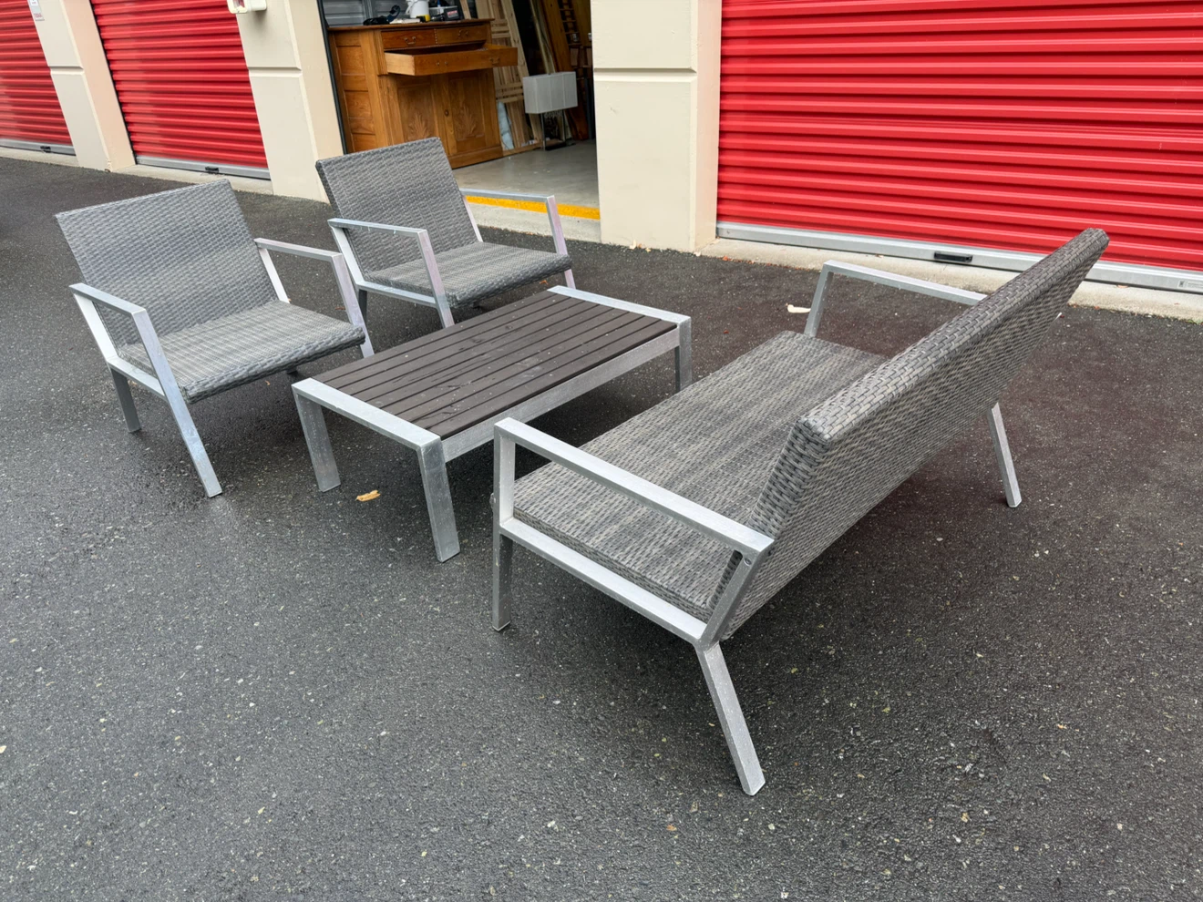High End patio set