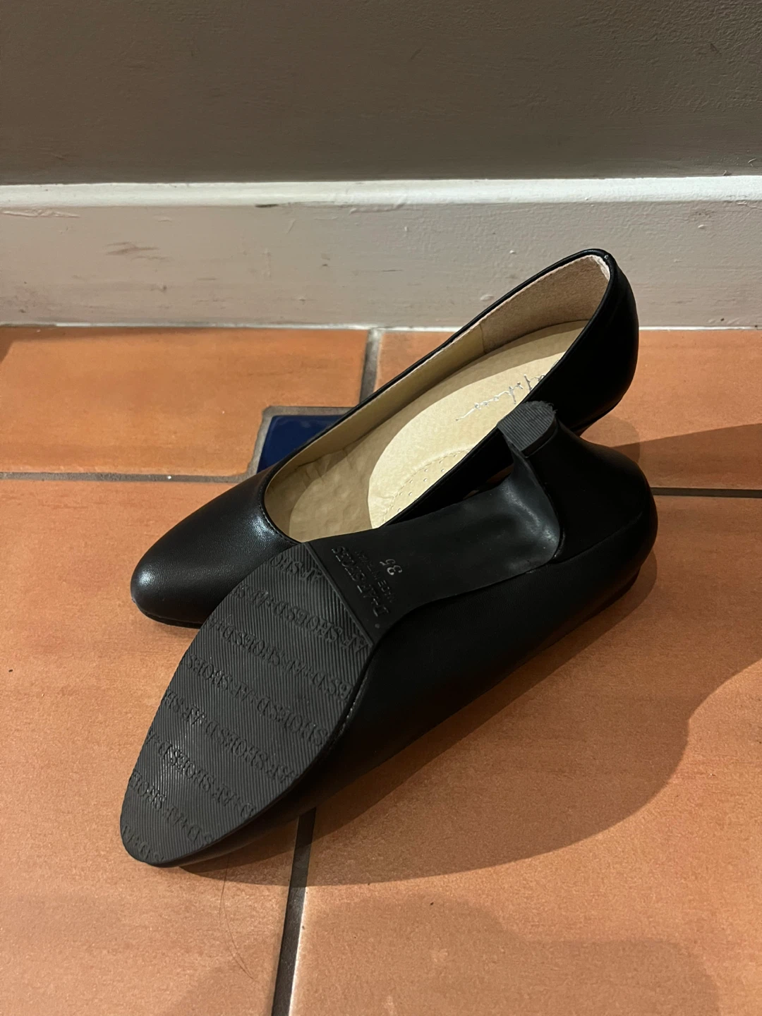 Black heels - photo 2