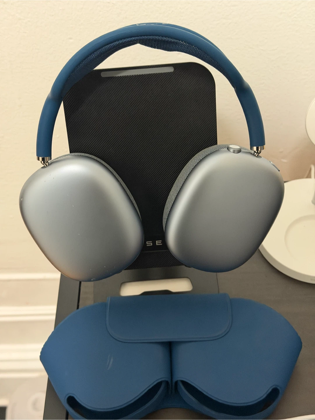 Apple AirPods Max - GREAT CONDITION - photo 2