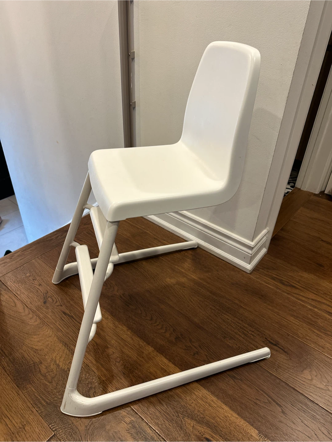 IKEA Junior Chair for toddlers and kids - photo 2