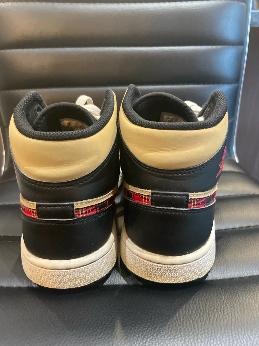 Air Jordan - photo 3