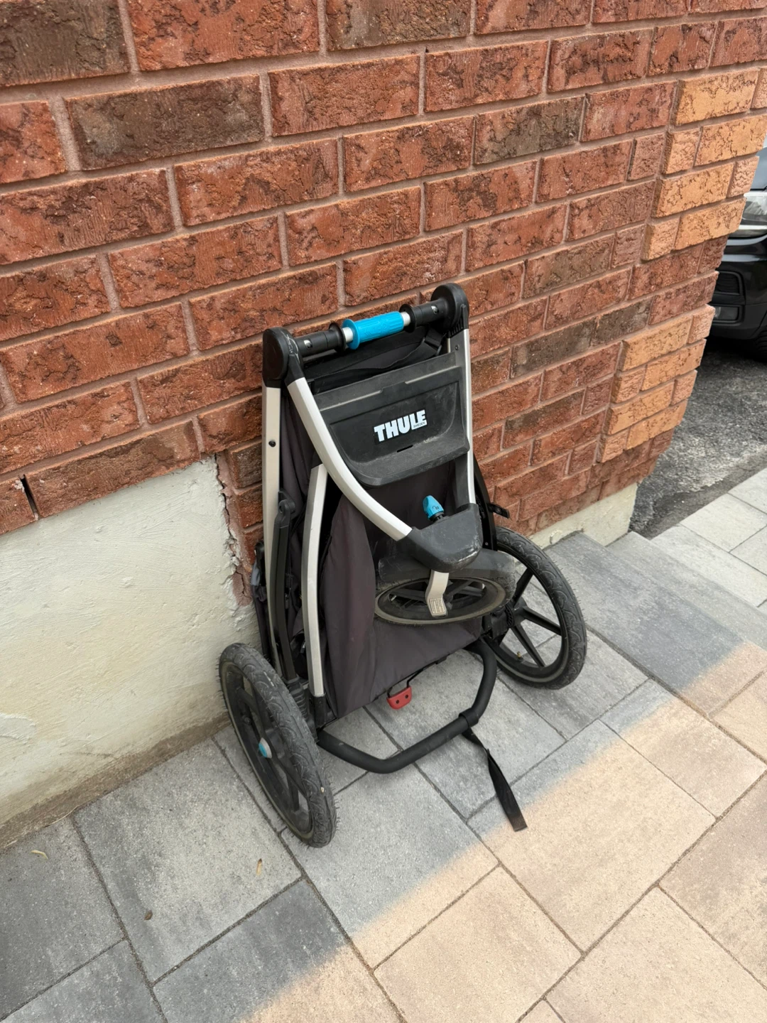 Thule Urban Glide 2 Jogging Stroller - photo 3