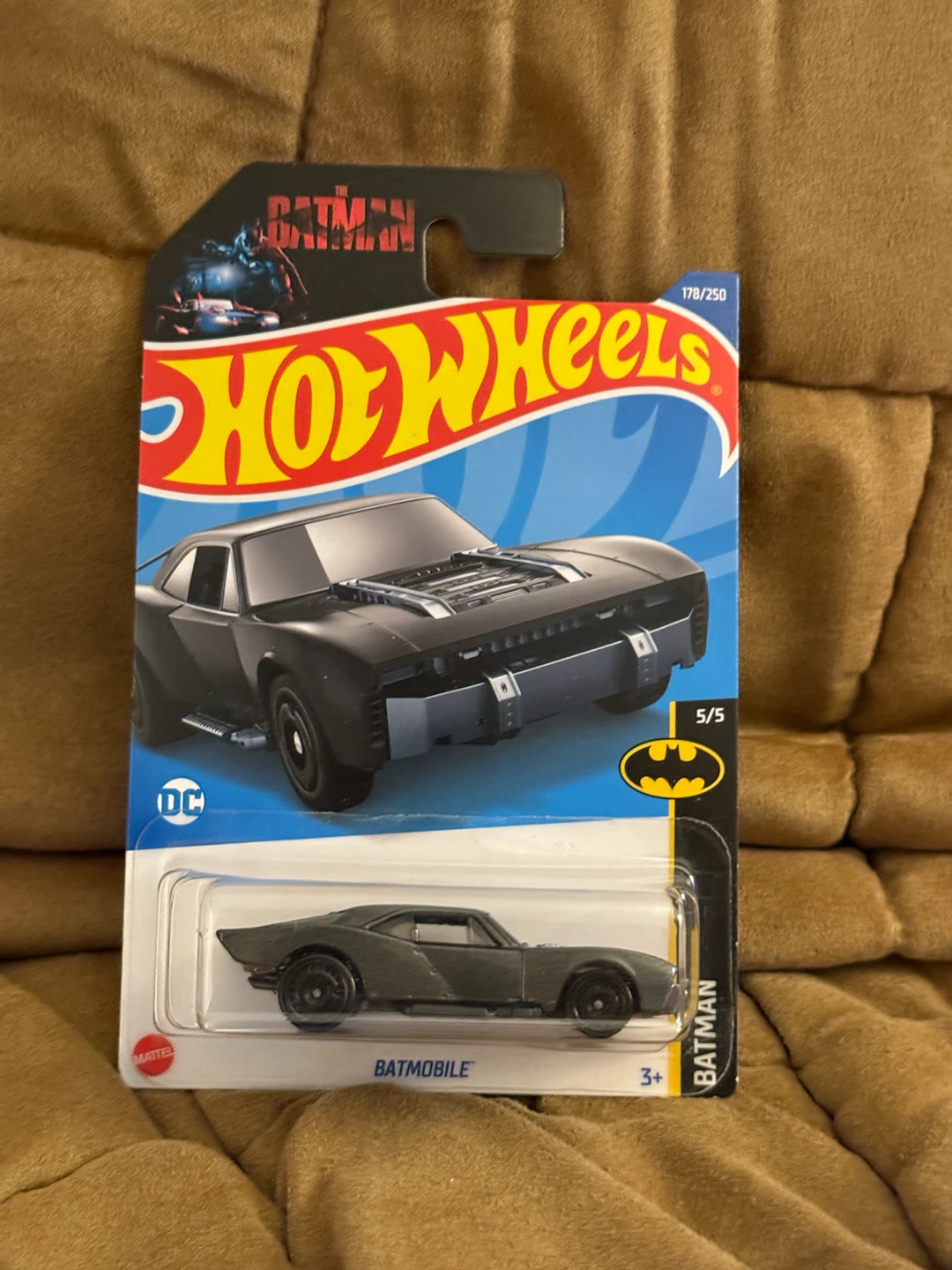 Hot Wheels Batman Batmobile Toy Car - photo 2