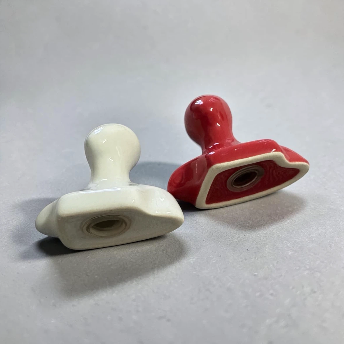 Red and White Ceramic Man Shaker Set - photo 2