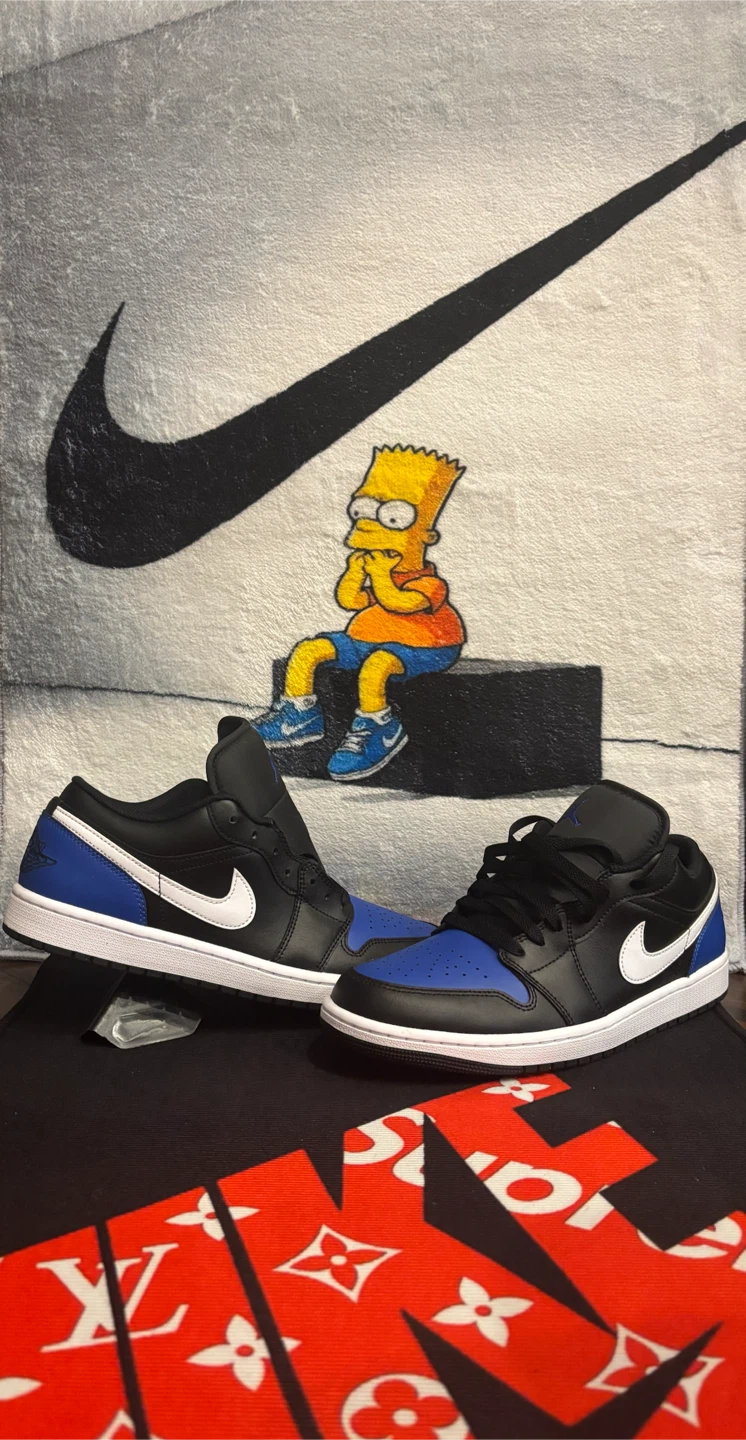 Nike Air Jordan 1 Low SE - photo 2