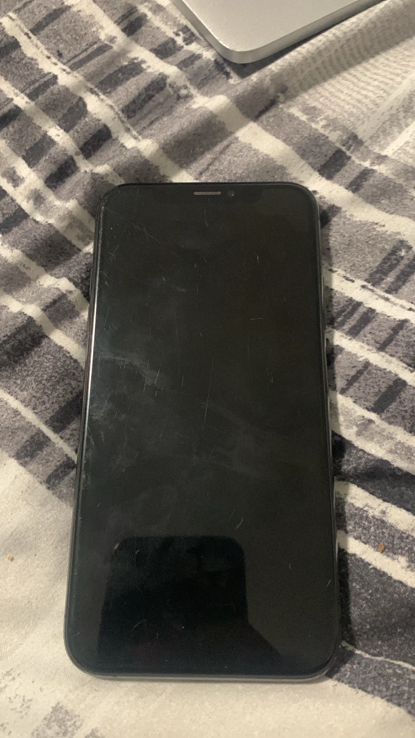 Apple iPhone XR - photo 3