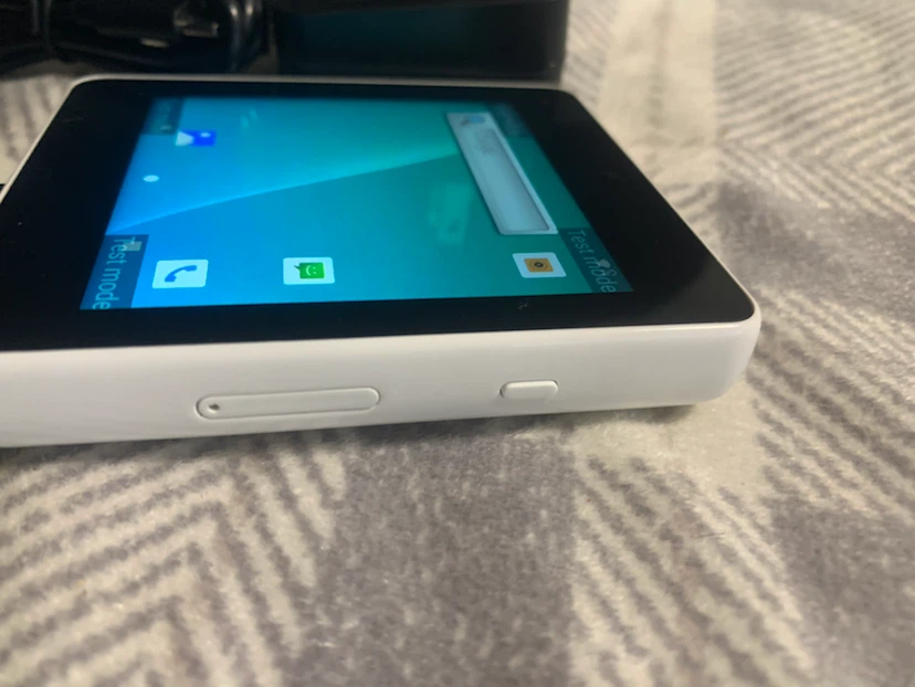 DATECS Tablet with Charger - photo 3