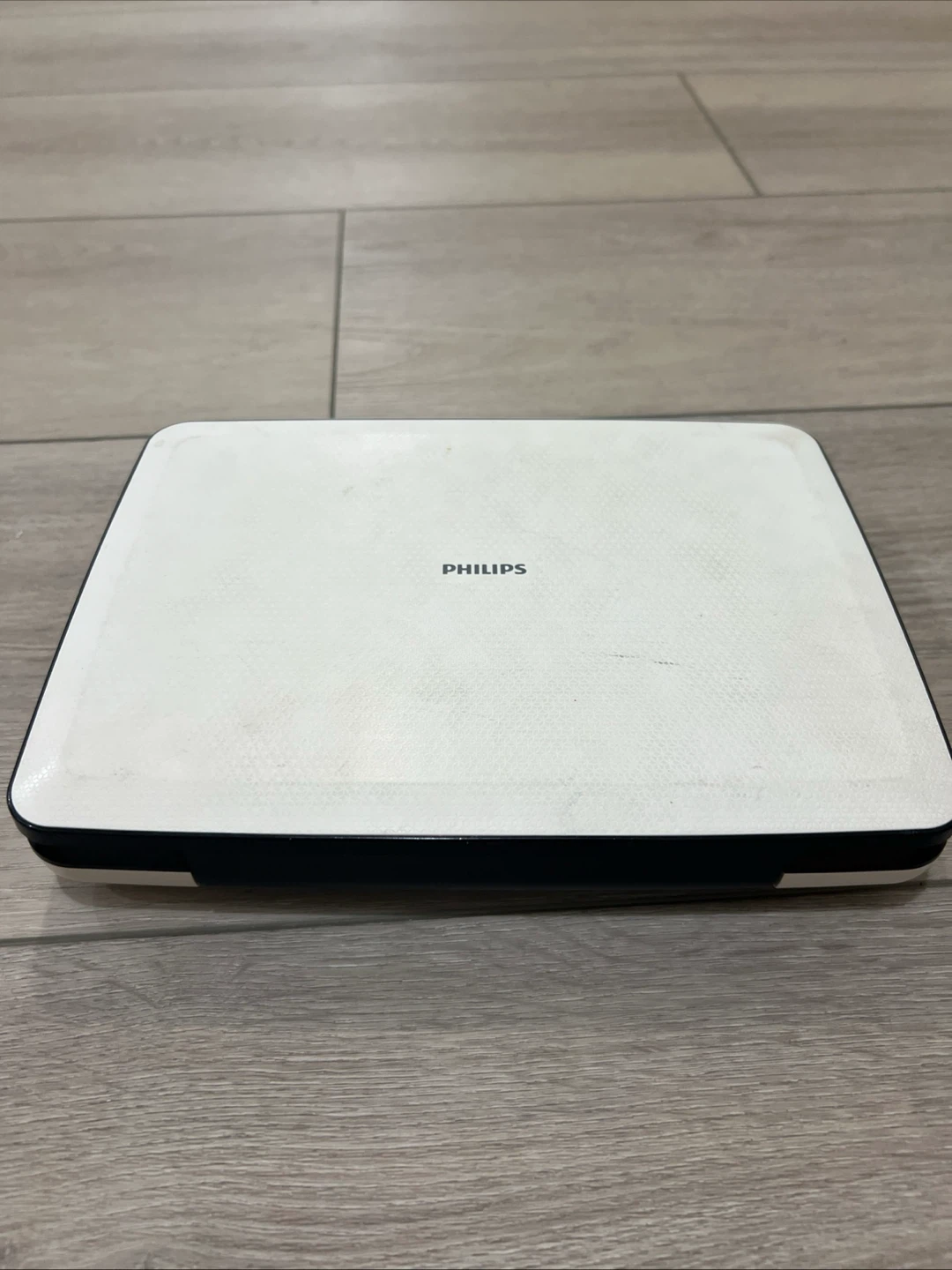 Philips Portable DVD Player PD9000/37