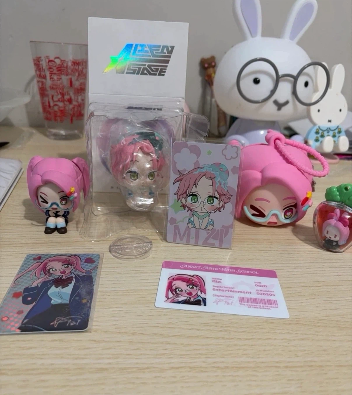 MIZI MERCH !! READ DESCRIPTION !!
