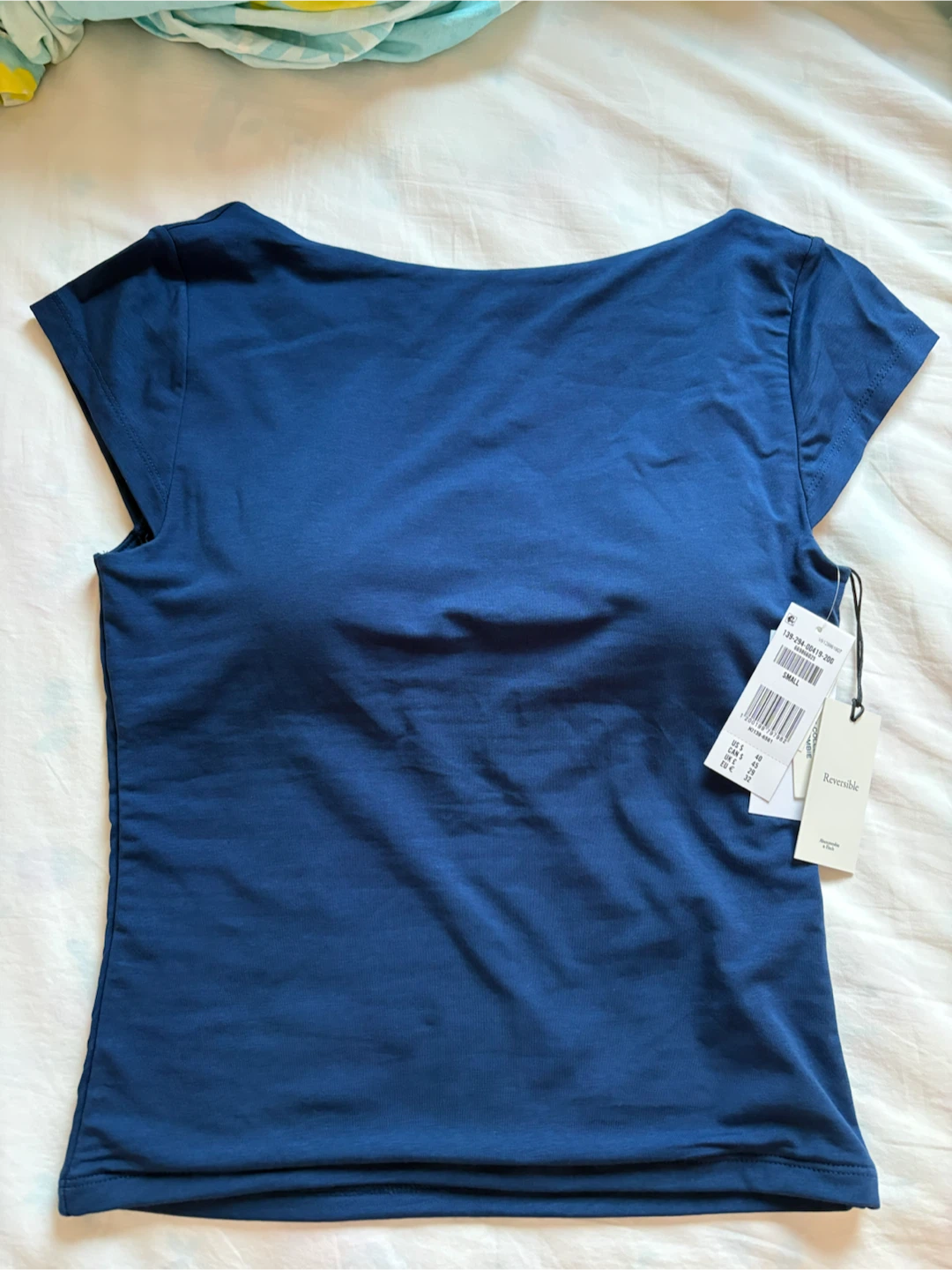 Navy blue bra-free reversible scoop neck top - photo 2