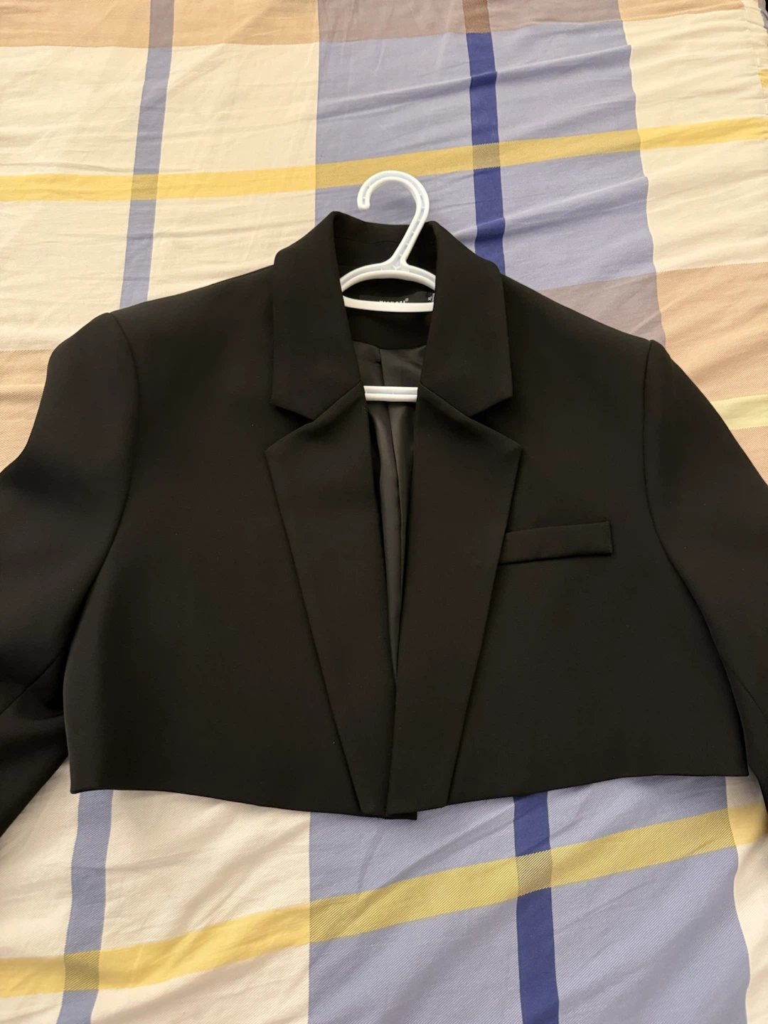 New Black Cropped Blazer - Small to Medium Fit - photo 2