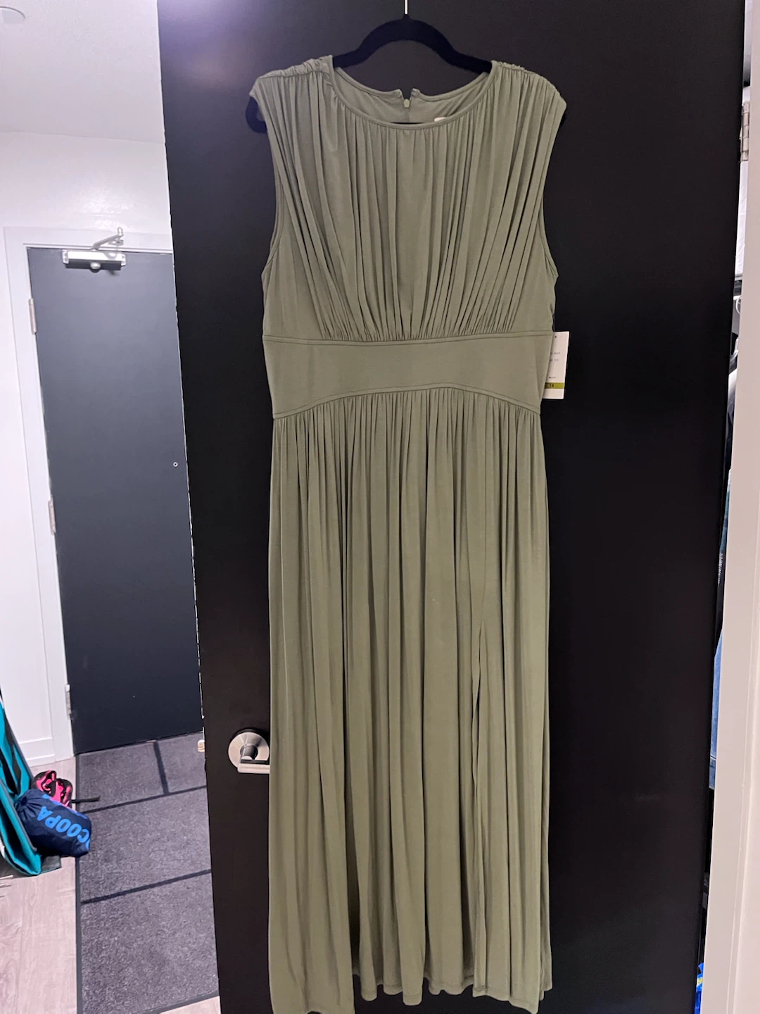 Taylor Women's Olive Green Maxi Dress Size 14