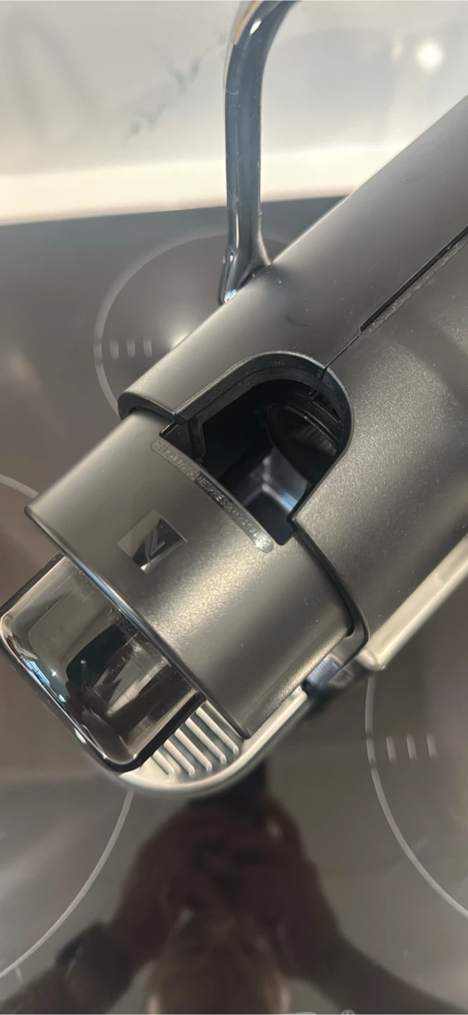 Nespresso C61 Household Coffee Machine - photo 2