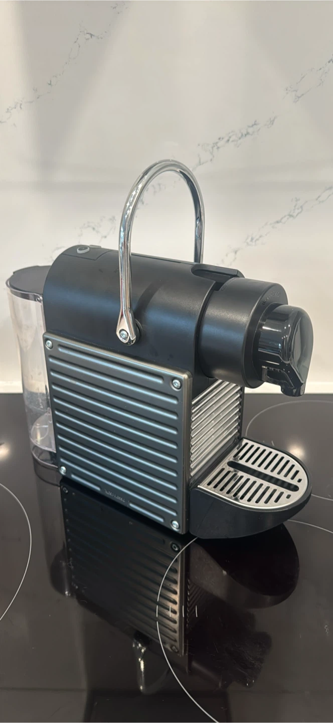 Nespresso C61 Household Coffee Machine - photo 4