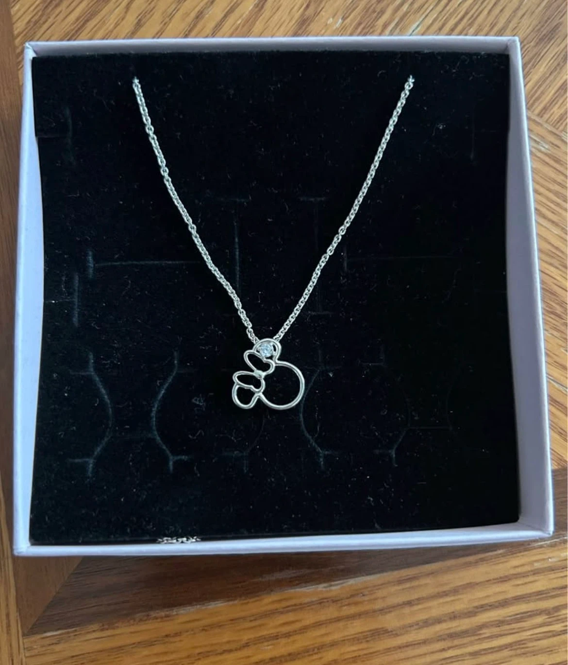 Pandora Disney Minnie Mouse Silhouette Necklace