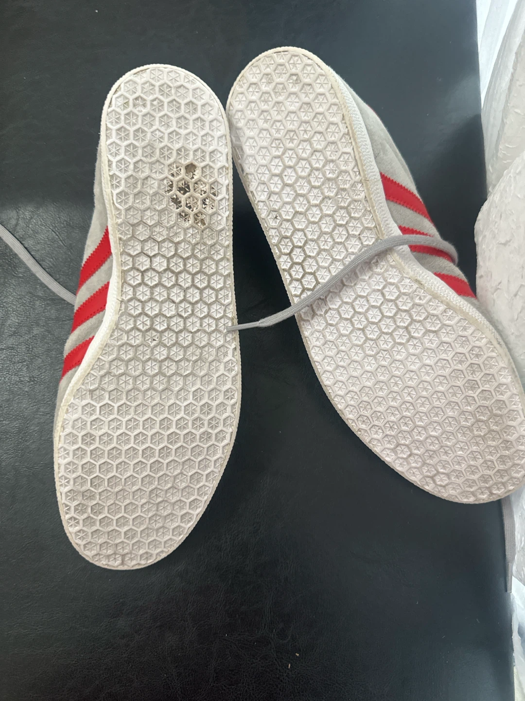 Adidas Gazelle Grey Red Suede Sneakers - photo 3