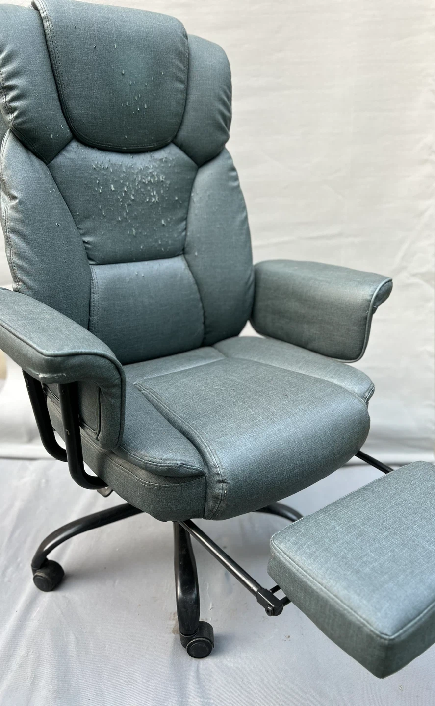 Grey Office Chair with Footrest - photo 3