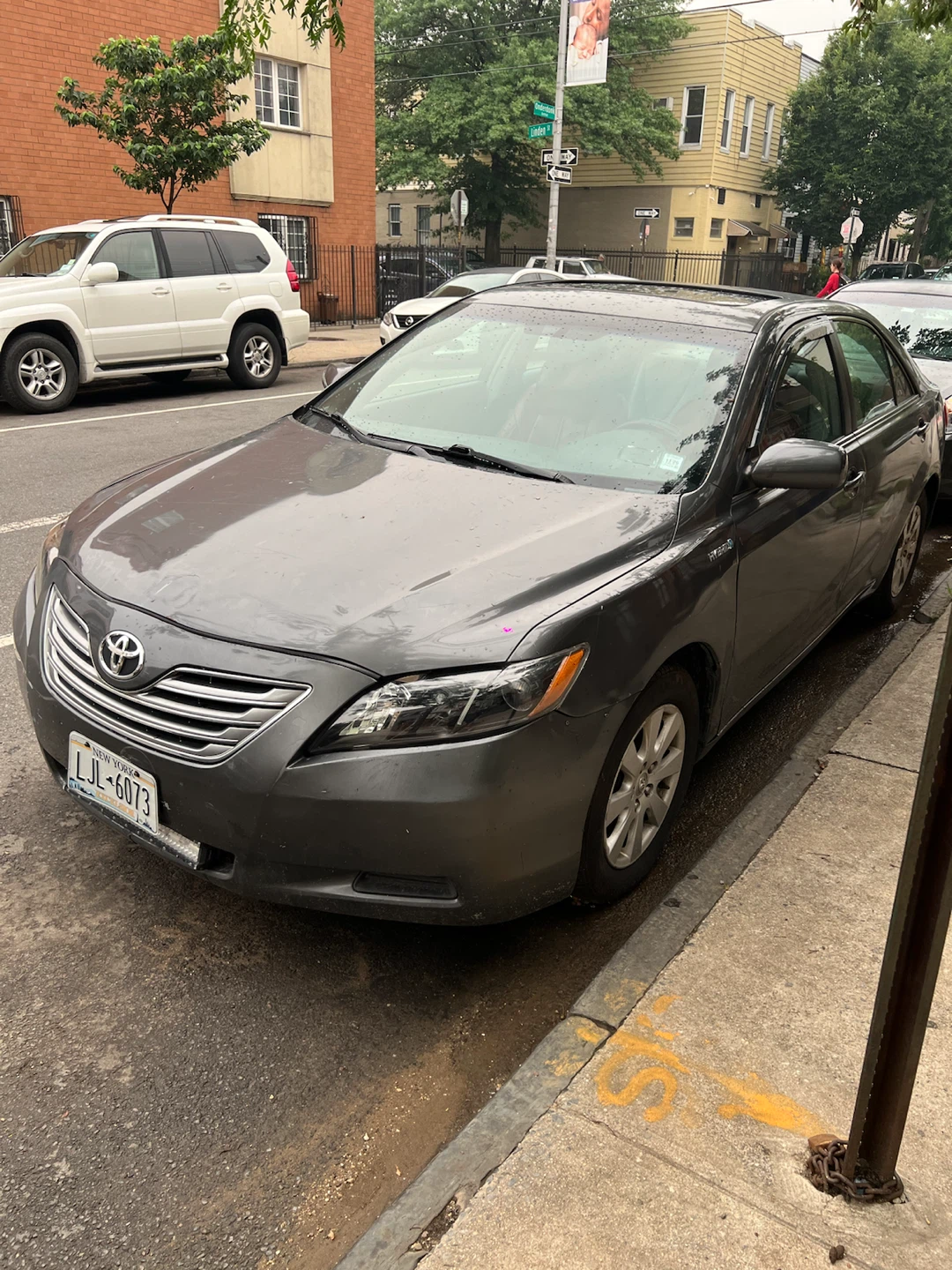 2007 Toyota Camry Hybrid XLE Sedan 4D