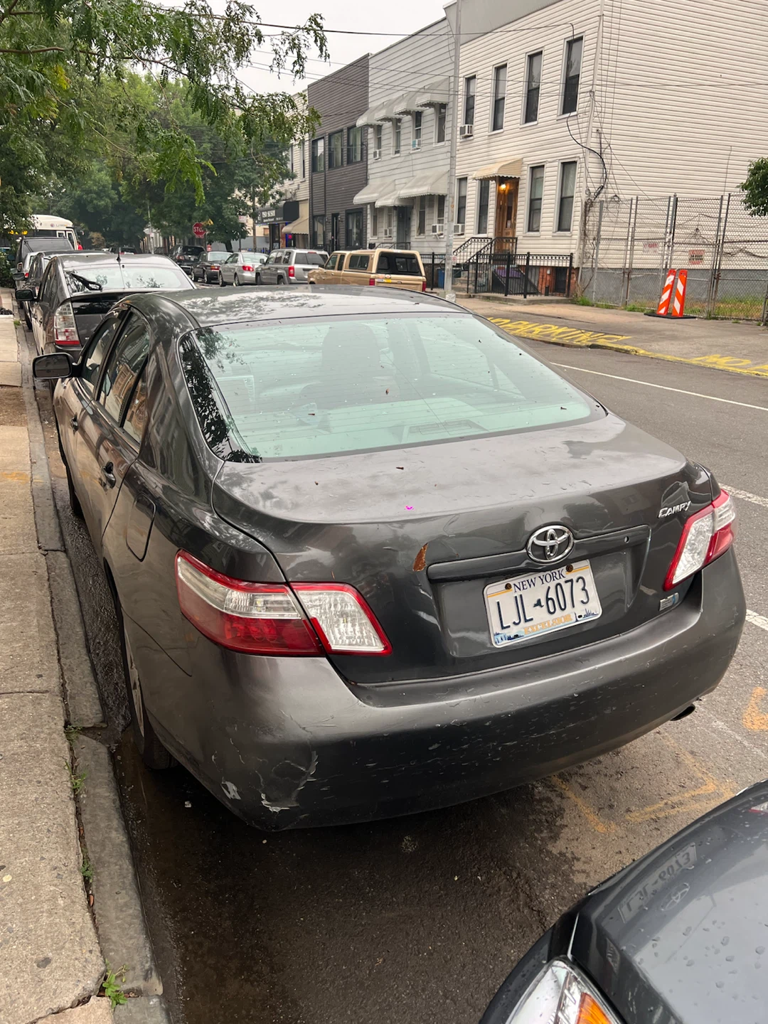 2007 Toyota Camry Hybrid XLE Sedan 4D - photo 5
