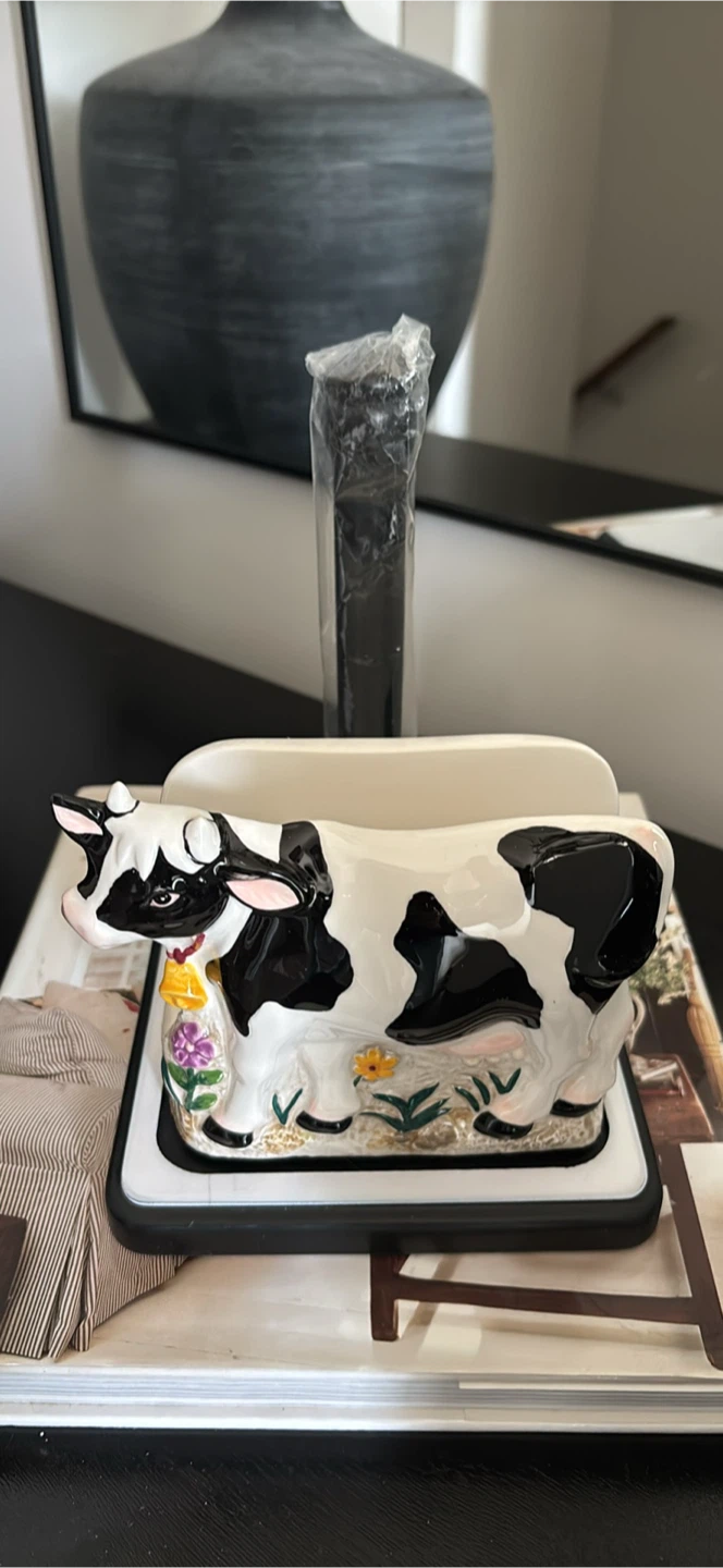 Cow Ceramic Napkin Holder with Paper Towel Stand - photo 3