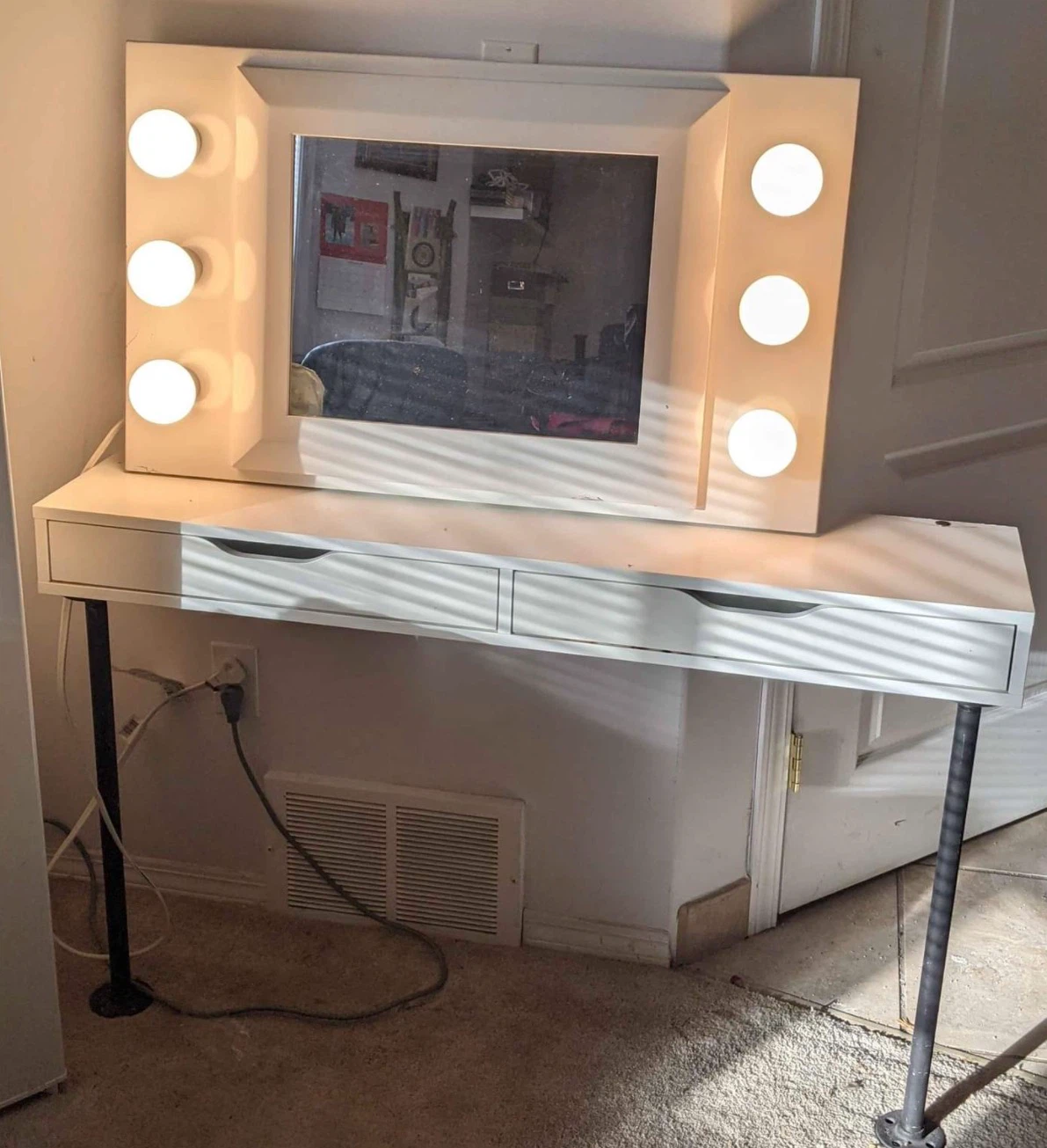 White light up vanity + rolling chair (read description)