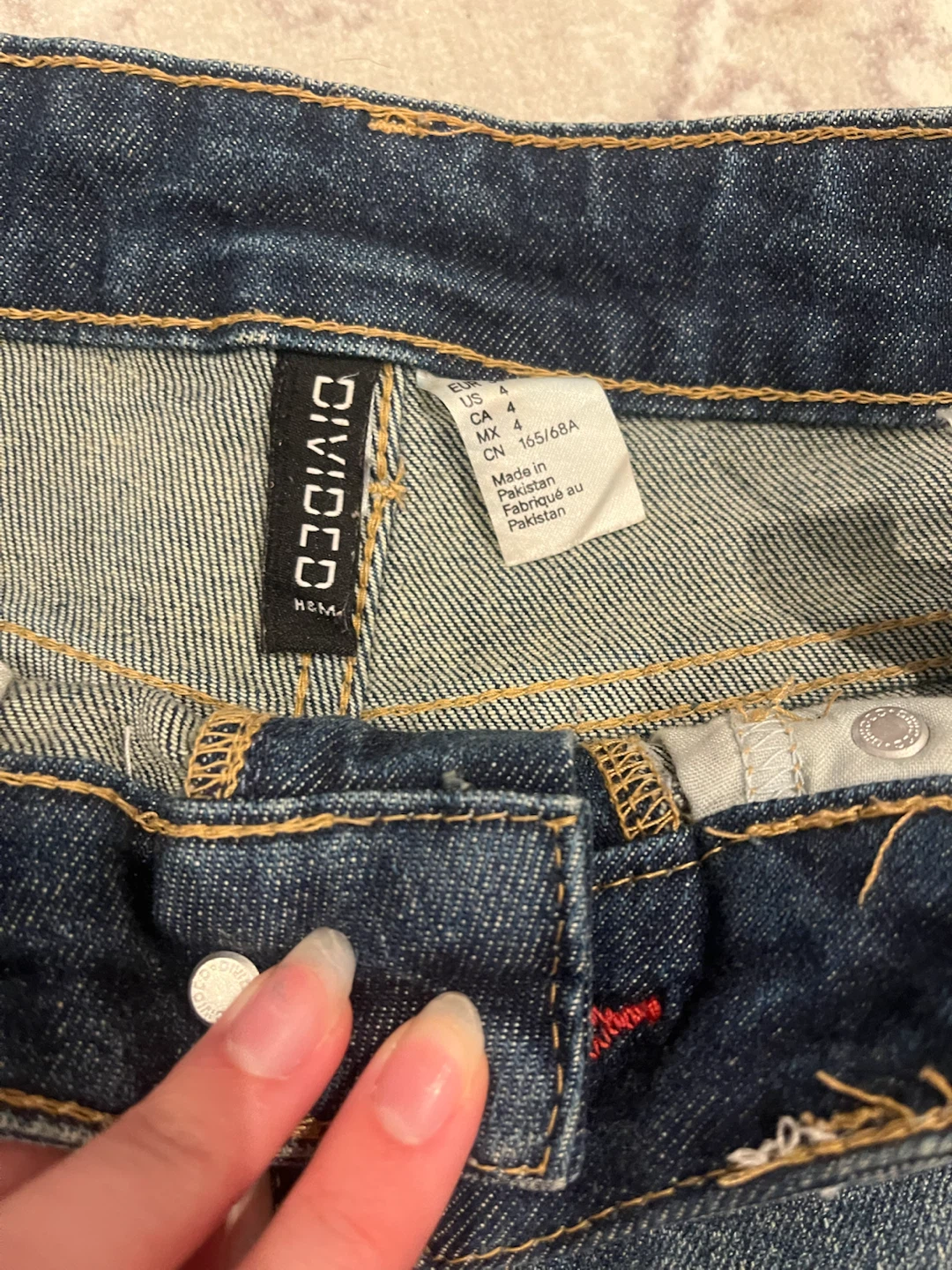 Divided by H&M Denim Shorts Size 4 - photo 2