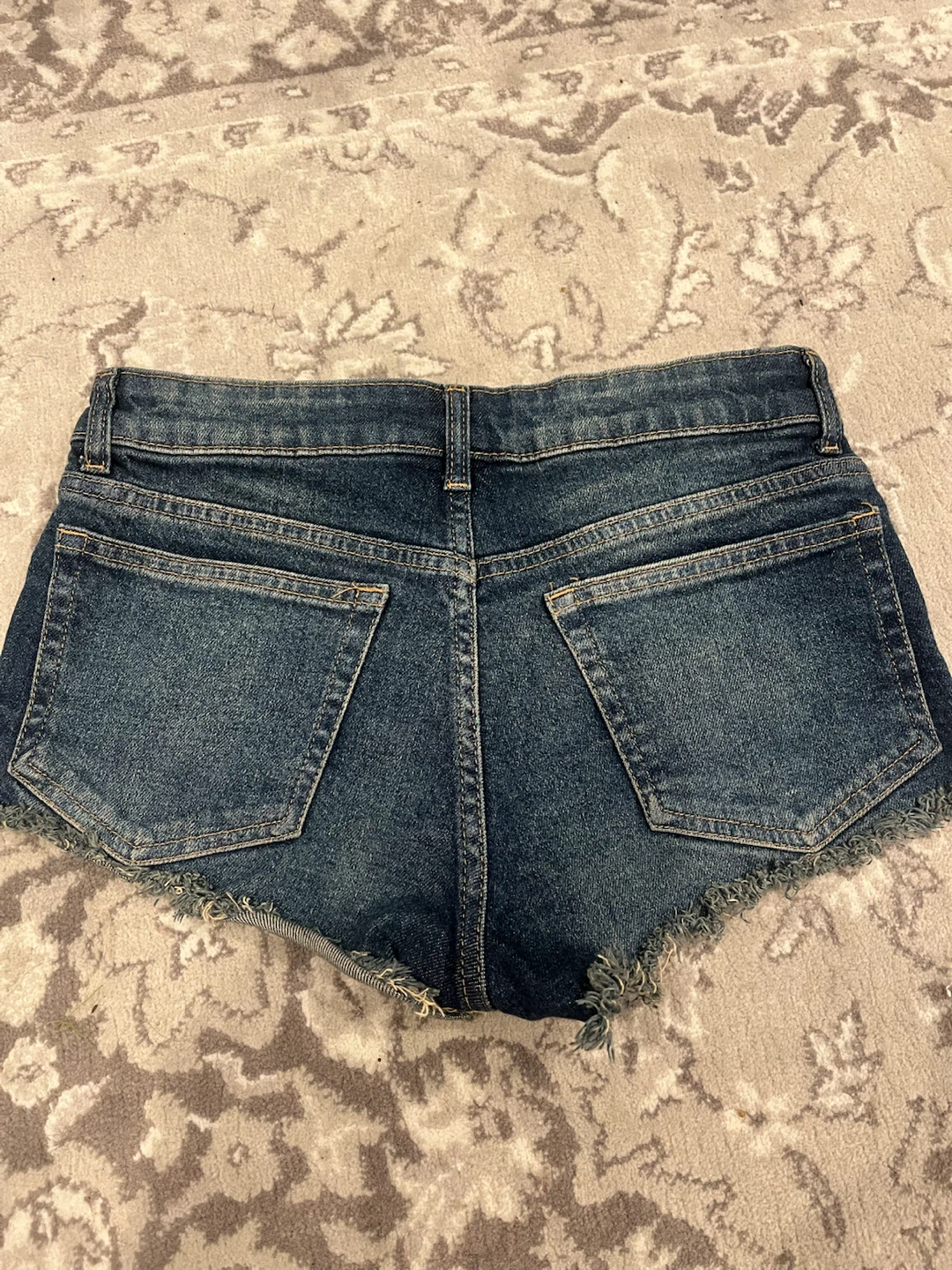Divided by H&M Denim Shorts Size 4 - photo 3
