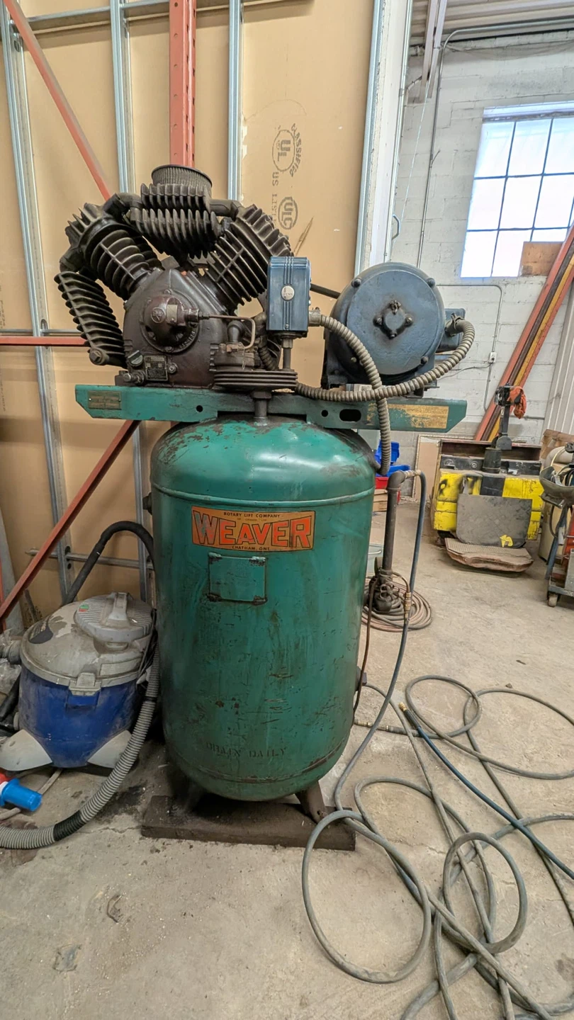 Weaver Rotary Lift Company Air Compressor
