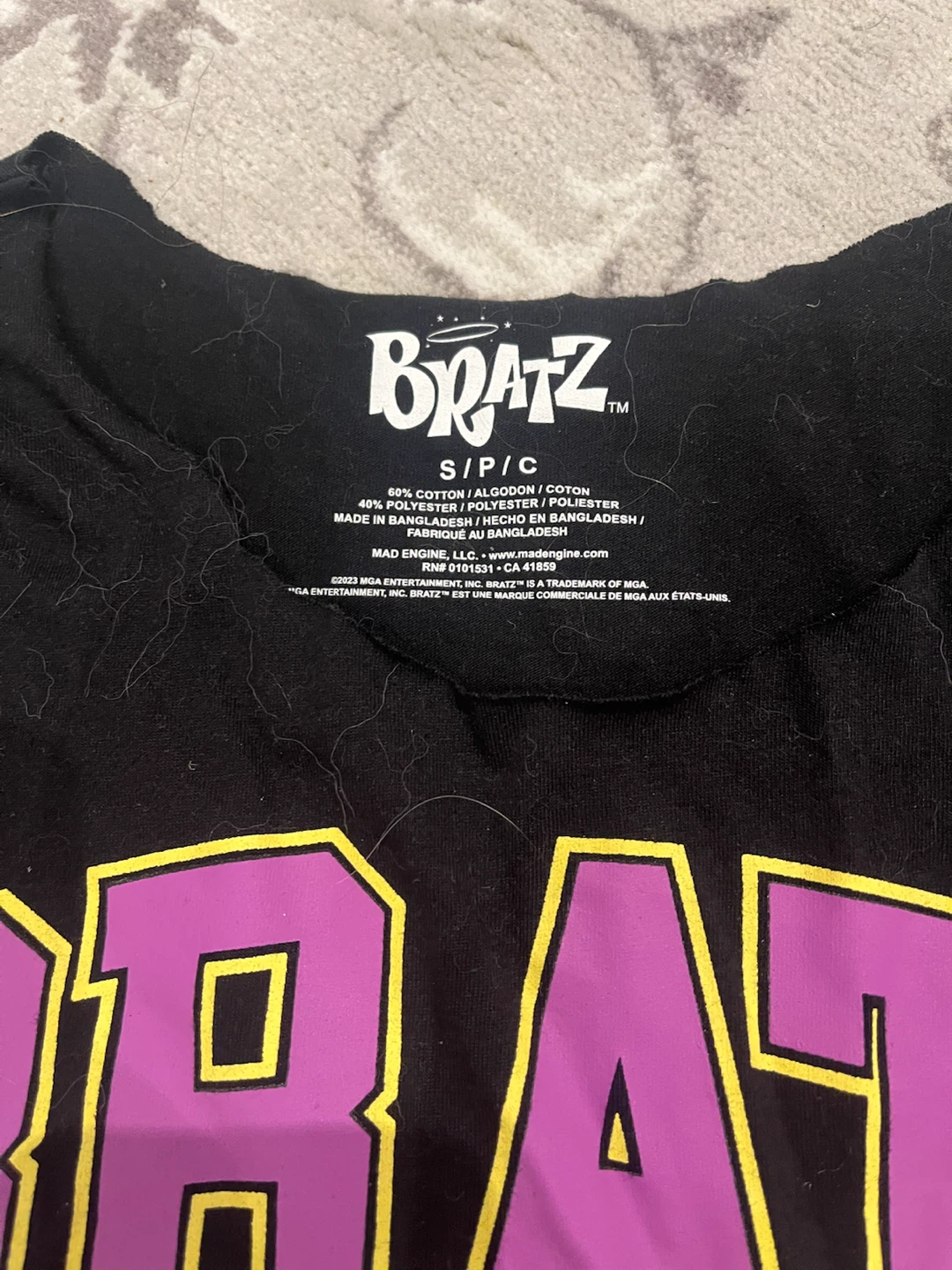 Bratz Est. 2001 Graphic T-Shirt Size S/P - photo 2