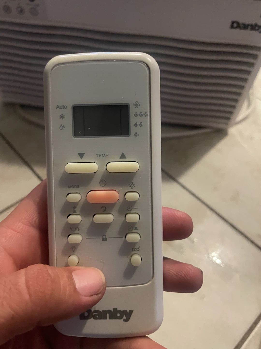 Danby 12,000 BTU Window Air Conditioner with wifi - photo 2