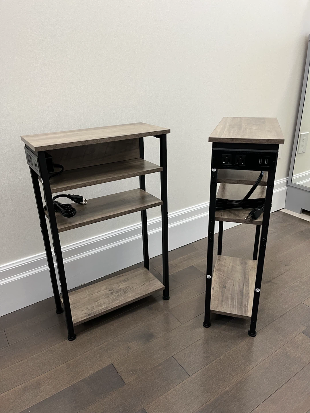 New Set of Stands w/ Charging Station - photo 2