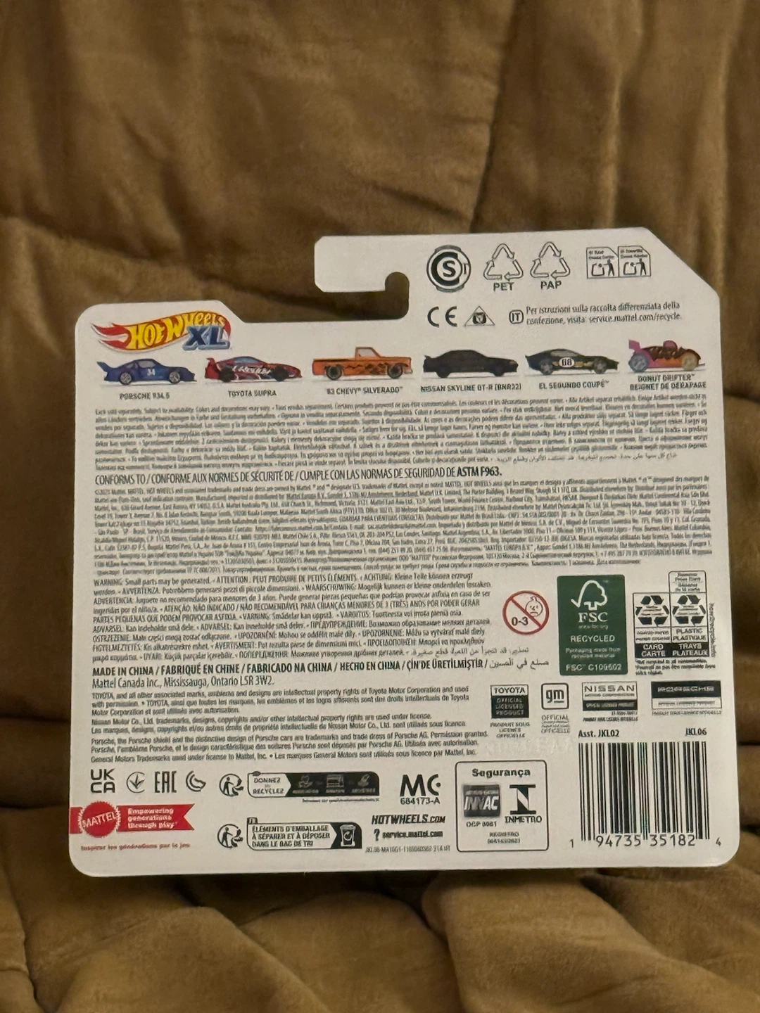 Hot Wheels XL '83 Chevy Silverado Toy Car - photo 2