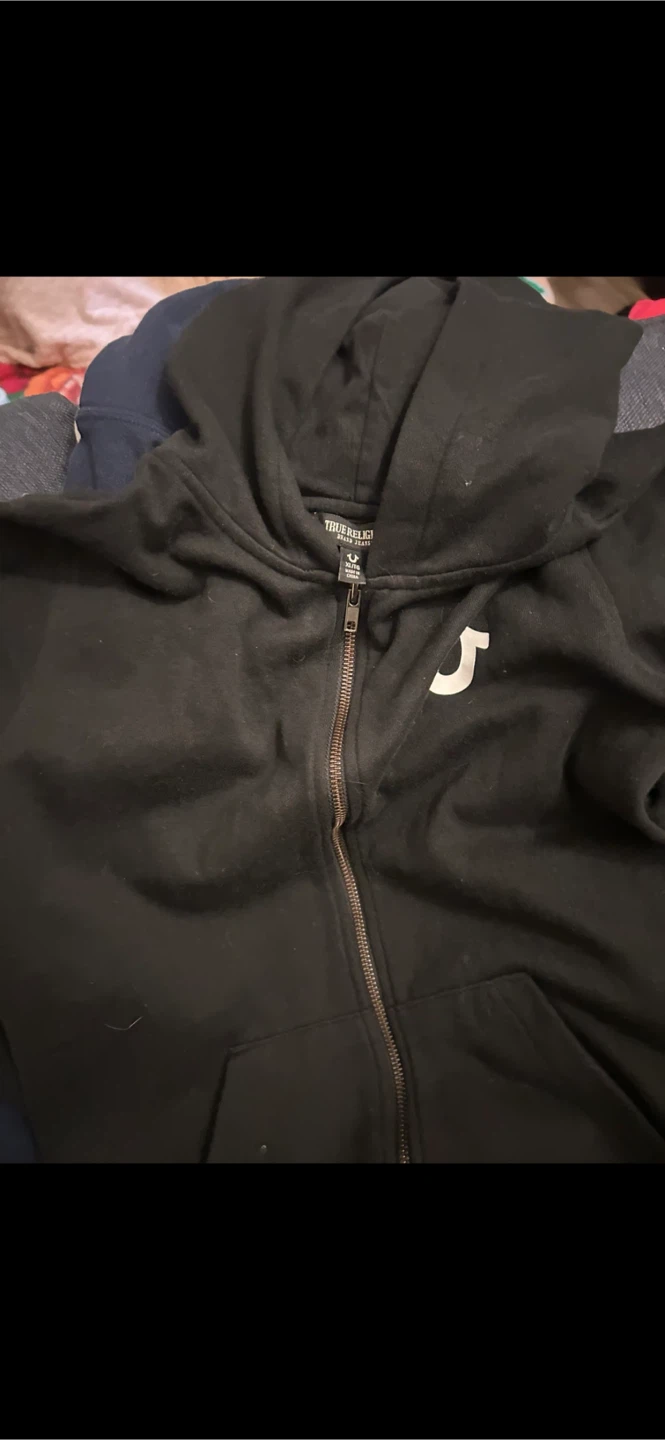 5 pieces of clothing - photo 3