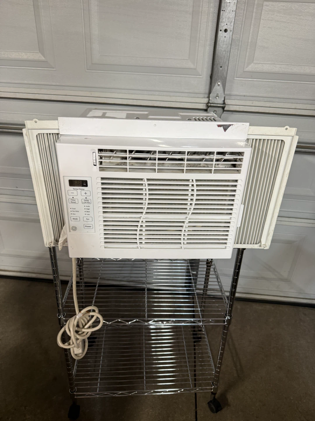 GE Air Conditioner, 6,000 btus.$100.00