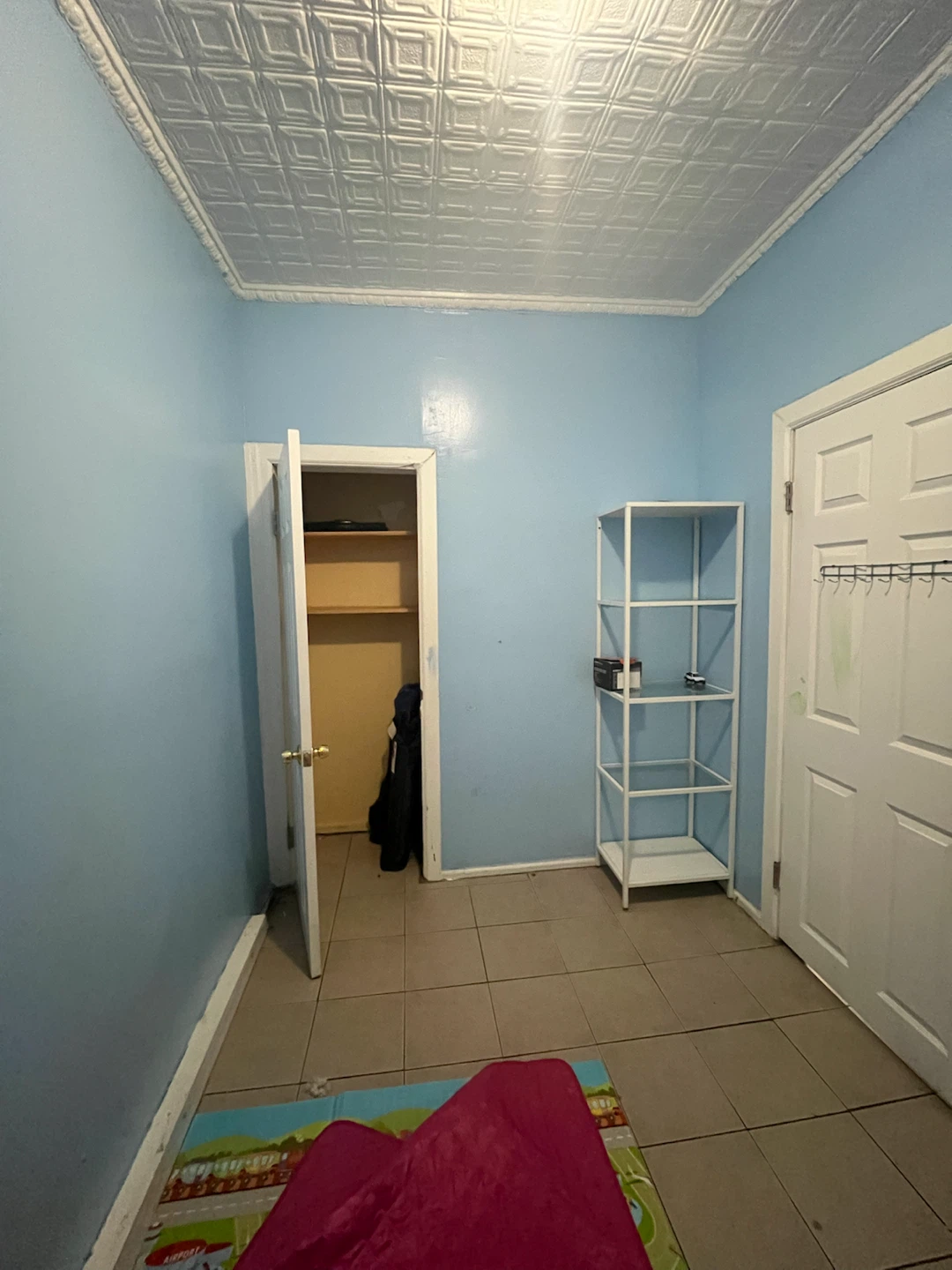Se renta cuarto pequeño para Una persona responsible