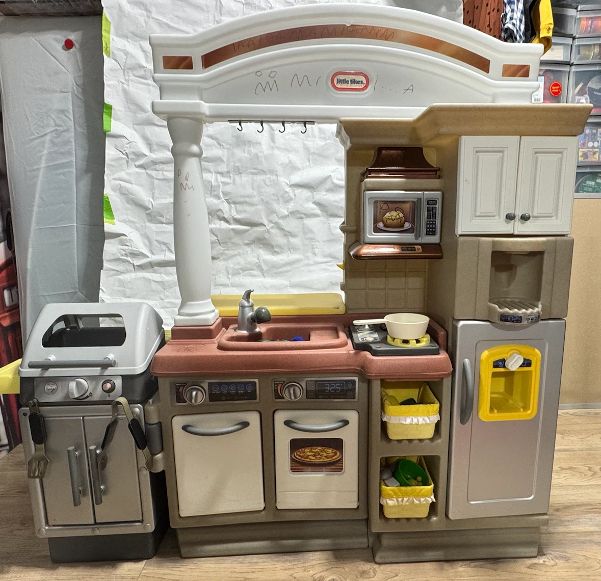 Little Tikes Super Chef Kitchen