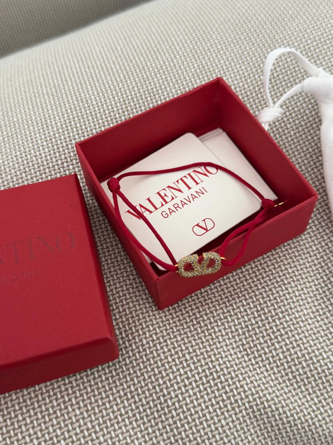 Valentino Garavani Red Cord Bracelet with VLogo - photo 3
