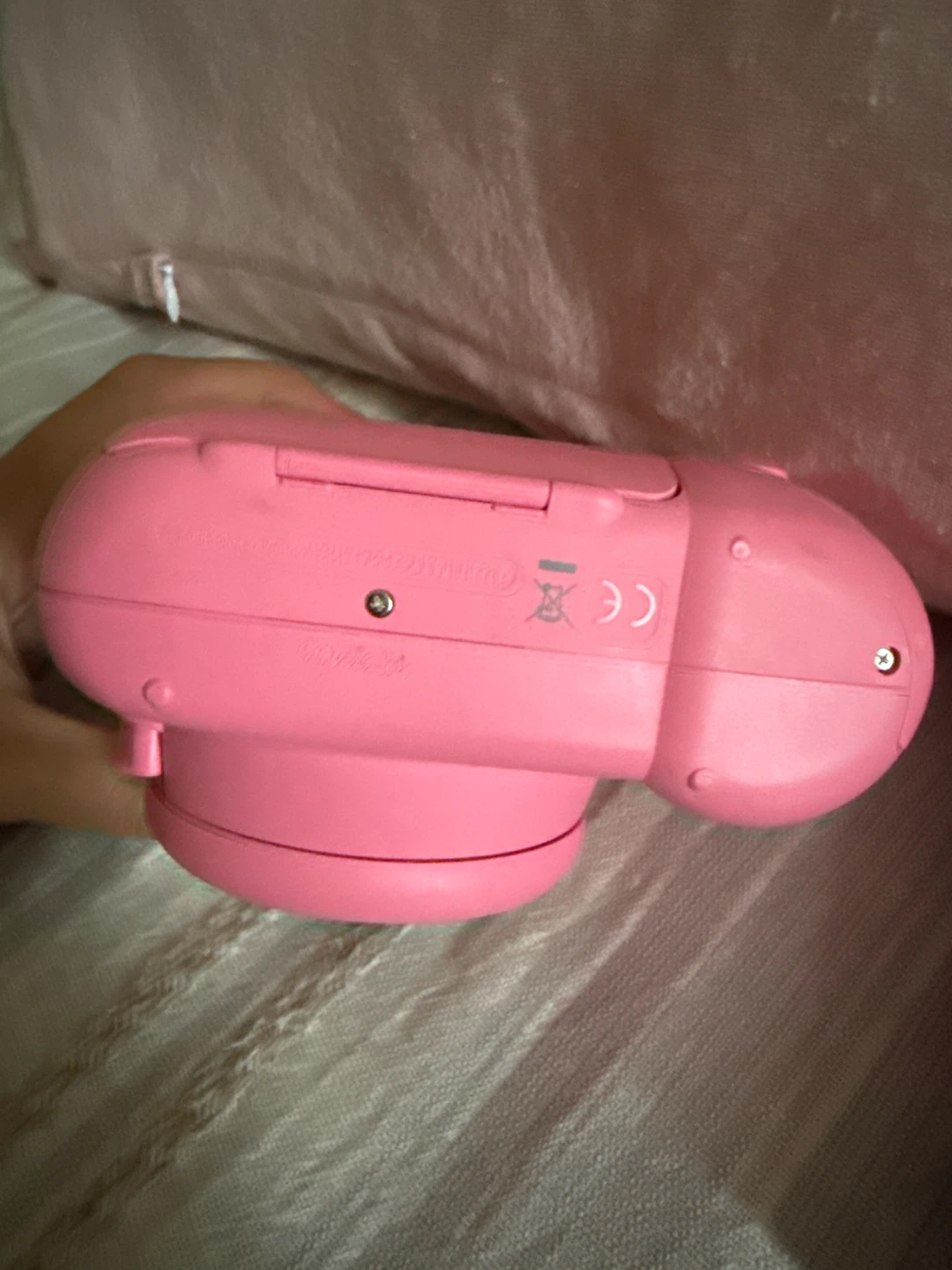 Selling this pink instax mini 9 - photo 3