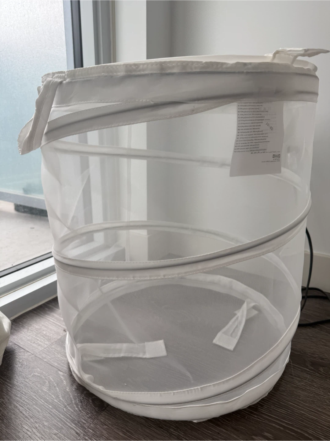 White Mesh Pop-Up Laundry Hamper