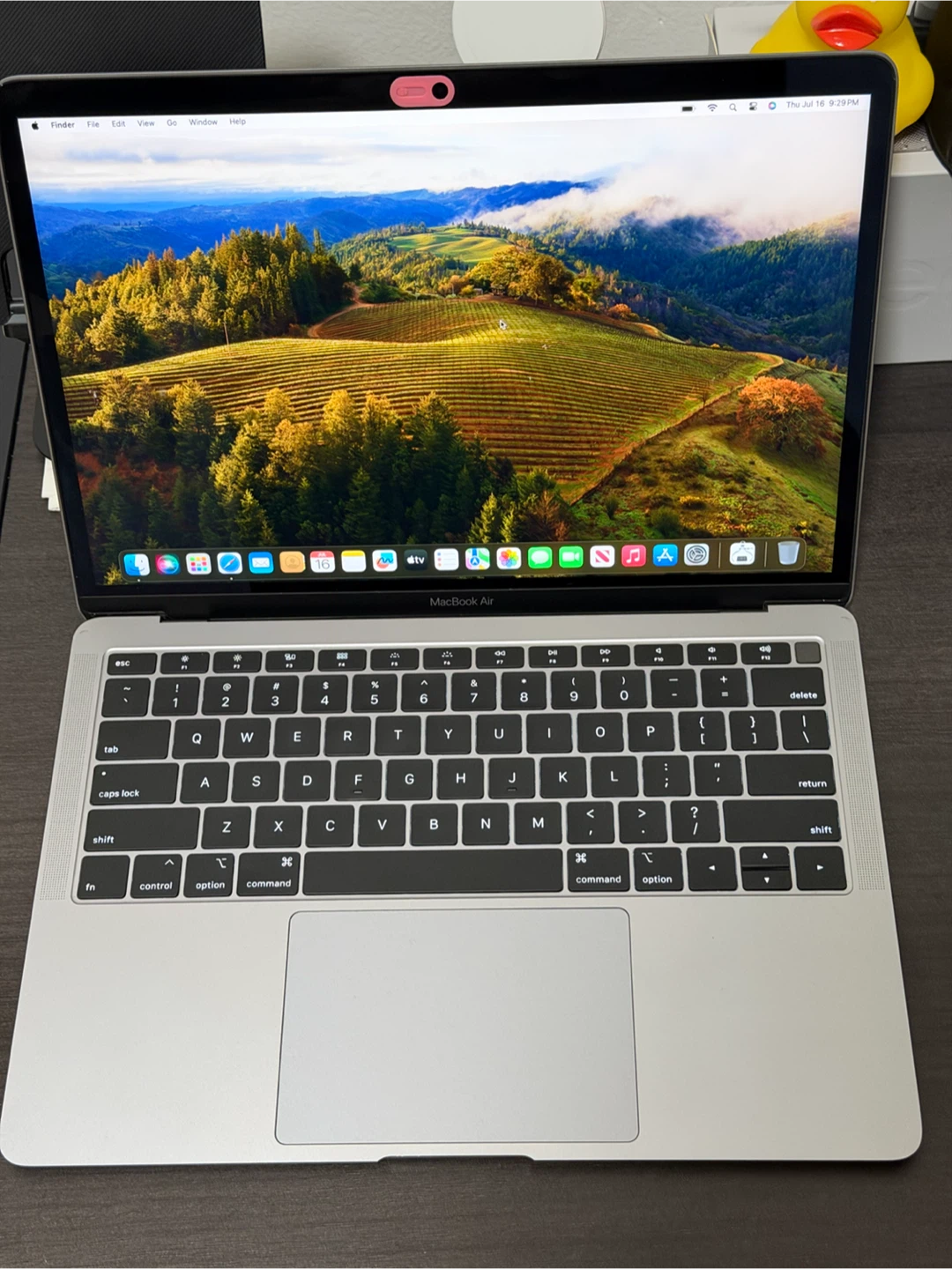Apple MacBook Air 13-inch (8GB RAM/ 256GB) - photo 2