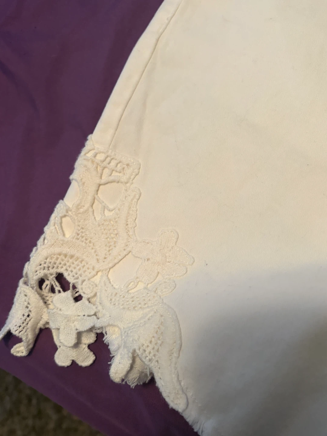 VERO MODA White "Crazy in Love" Lace Detail Shorts XL
