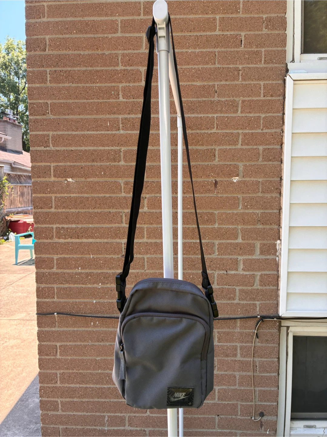 Nike Small Crossbody Bag - photo 4