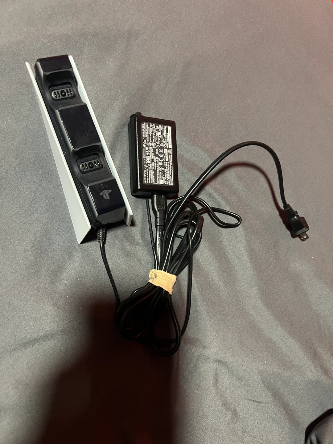 PlayStation 5 DualSense Charging Station
