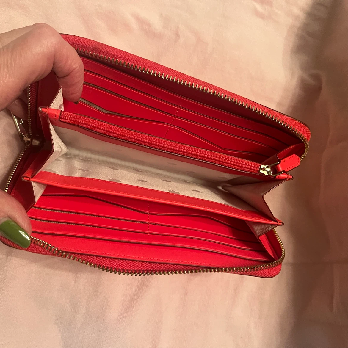 Kate Spade Pink Zip Around Wallet - photo 5