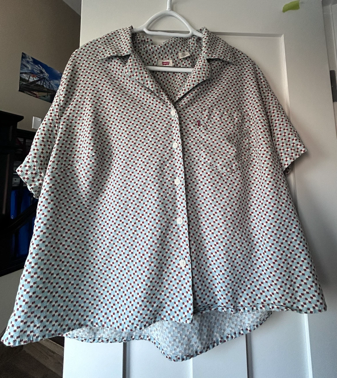 Levi's Women's Button-Up Shirt | Size XL (Fits Like L/M)