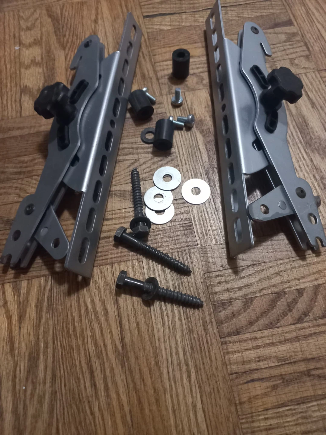 Metal Mounting Brackets with Hardware for TV