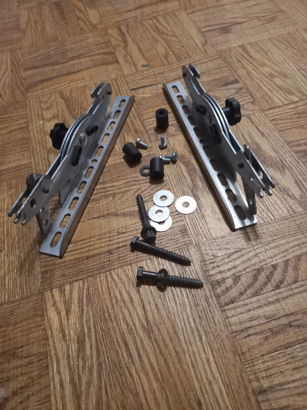 Metal Mounting Brackets with Hardware for TV - photo 2