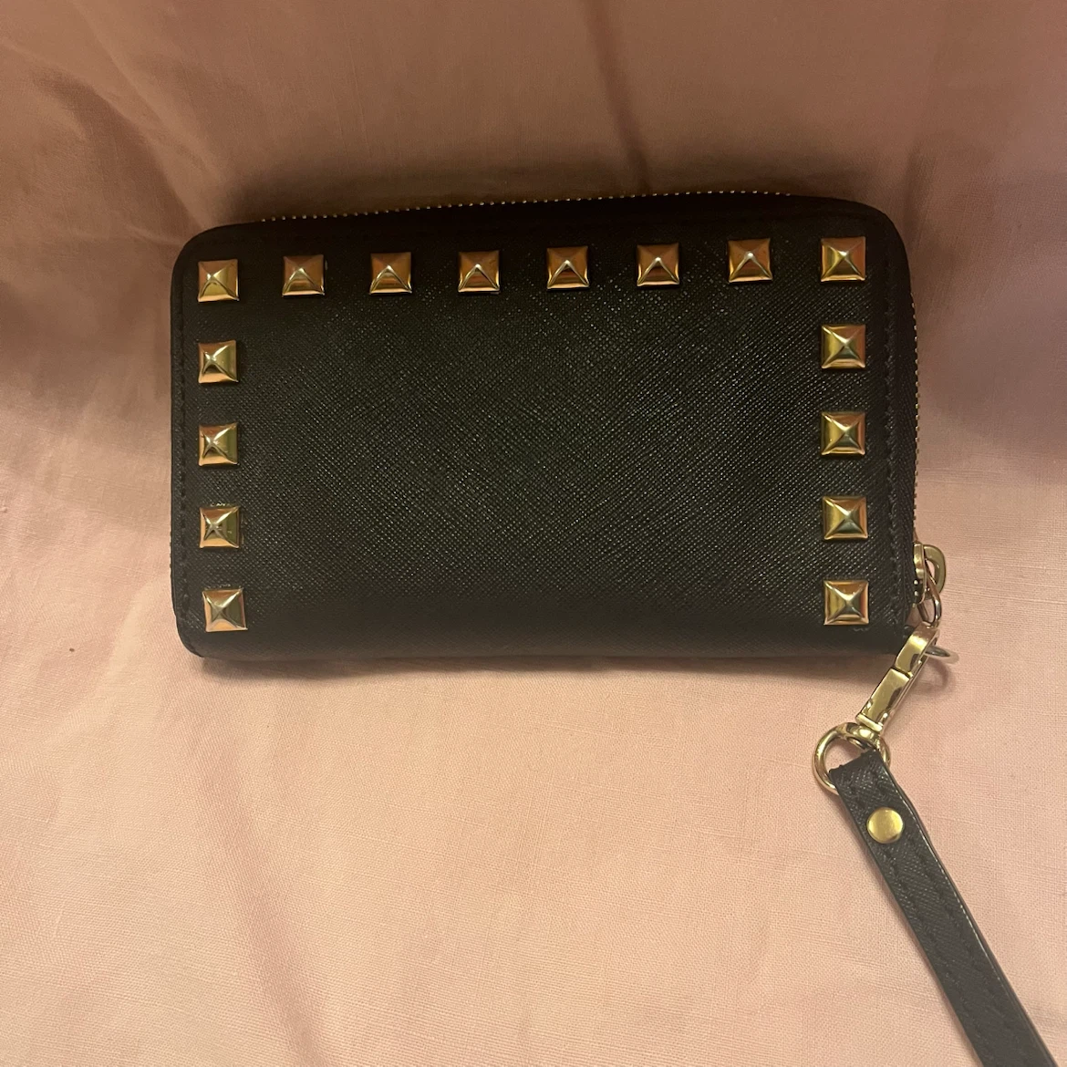 Michael Kors Black Studded Zip Around Wristlet Wallet - photo 5