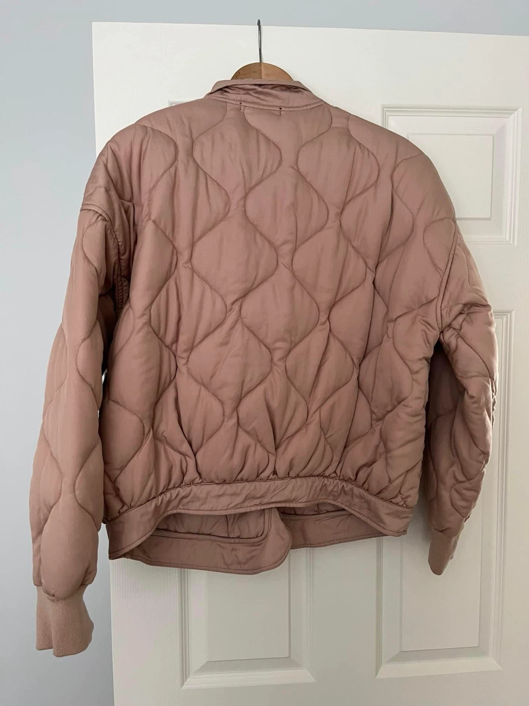 Black Tape Quilted Jacket Size L - Blush - photo 4
